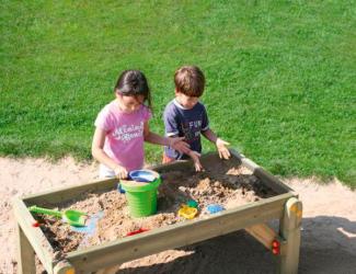 table de manipulation en bois hazel - 2 ans et +